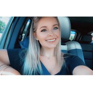 Meet your Posher, Carly